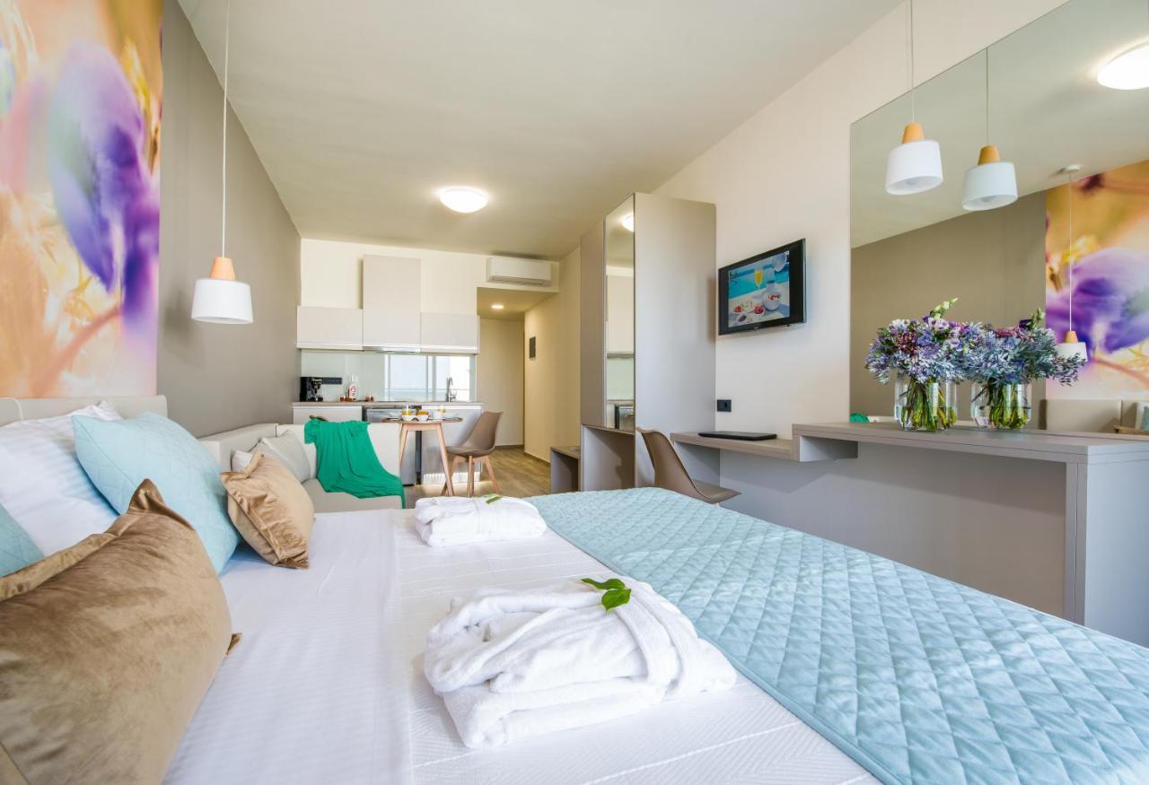 Incognito Creta Luxury Suites And More Κολυμβάρι Εξωτερικό φωτογραφία