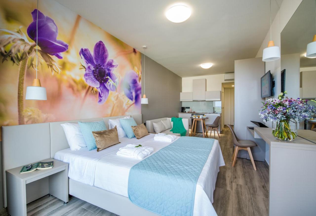 Incognito Creta Luxury Suites And More Κολυμβάρι Εξωτερικό φωτογραφία